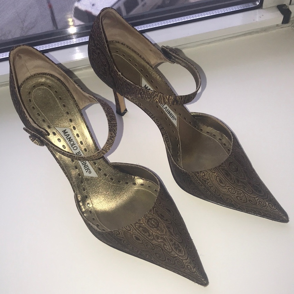 Manolo Blahnik sling back shoes